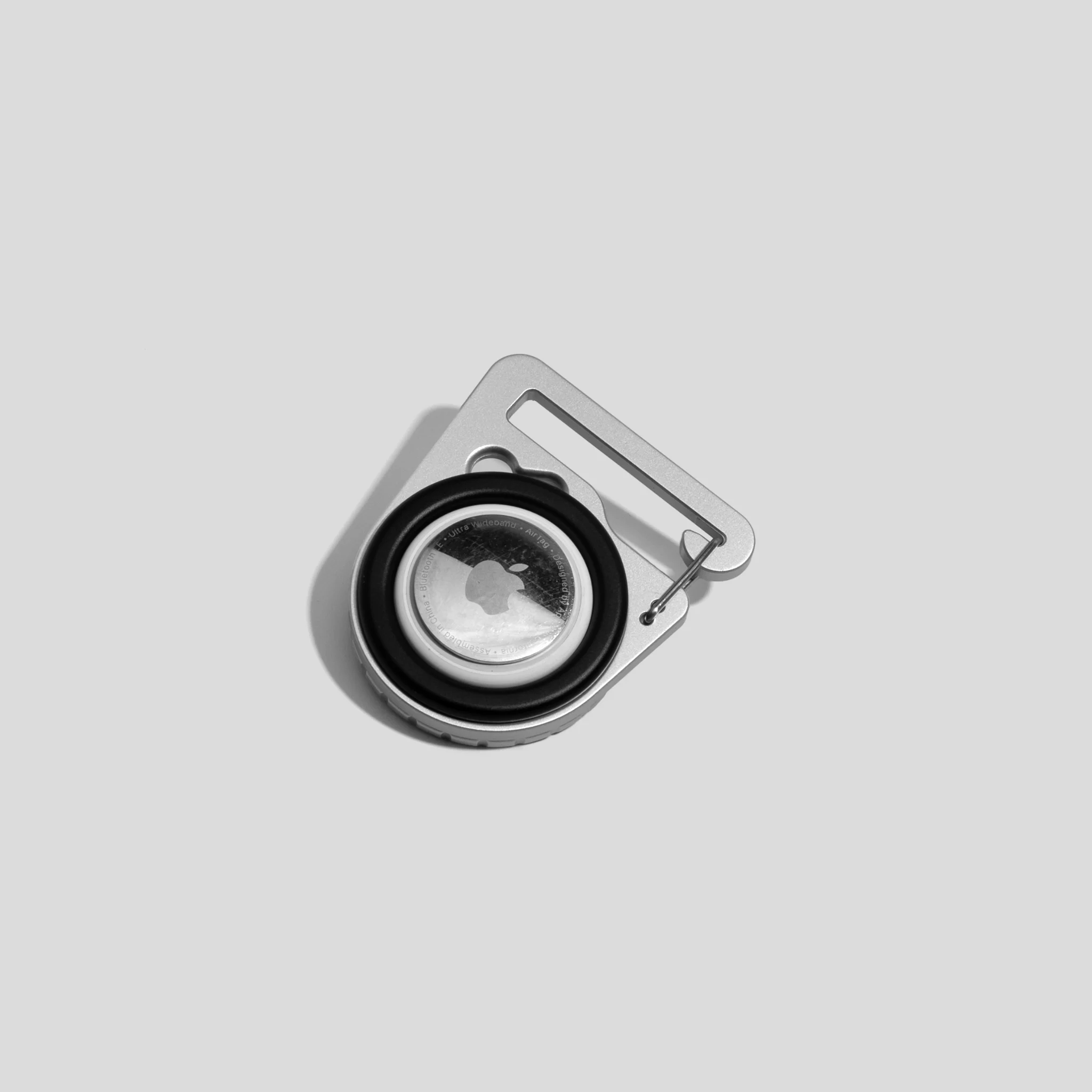 airtag-snatch-apple small 1:1